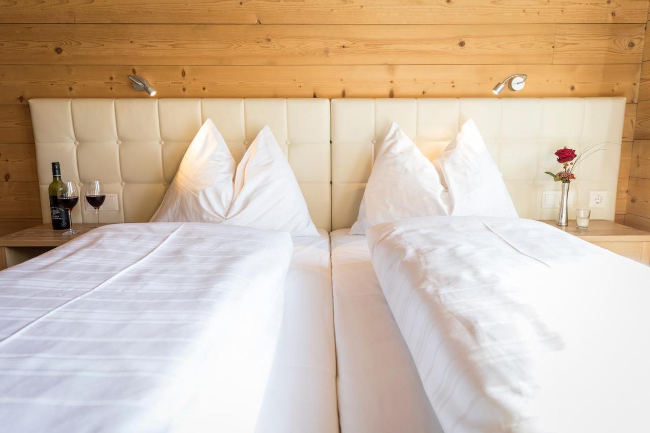 Alpenchalets Flachauer Gutshof Bagian luar foto