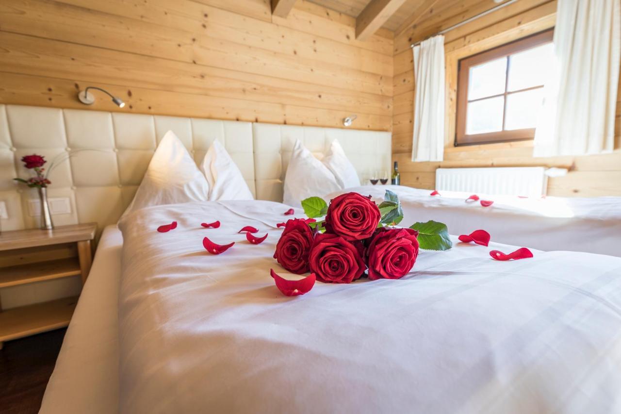 Alpenchalets Flachauer Gutshof Bagian luar foto